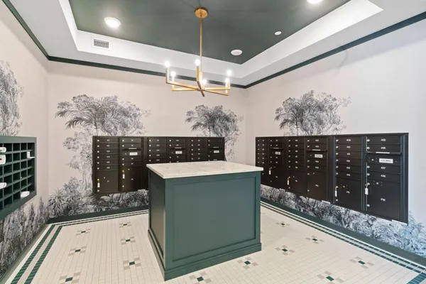 $388,769 | 1875 East Shore Drive, Unit 302, St. Paul, MN 55109