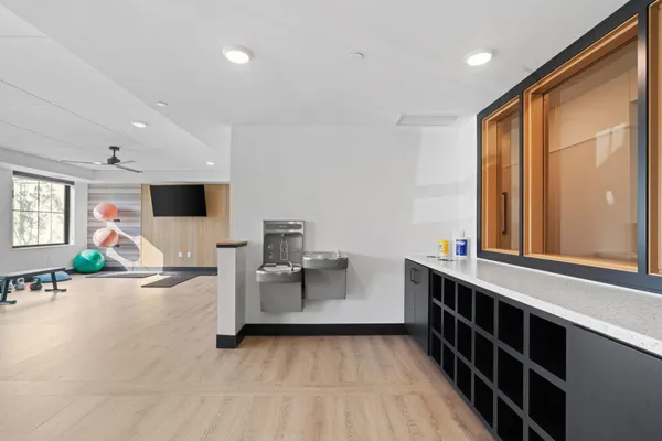 $388,769 | 1875 East Shore Drive, Unit 302, St. Paul, MN 55109