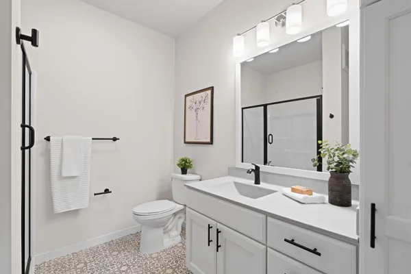 $388,769 | 1875 East Shore Drive, Unit 302, St. Paul, MN 55109