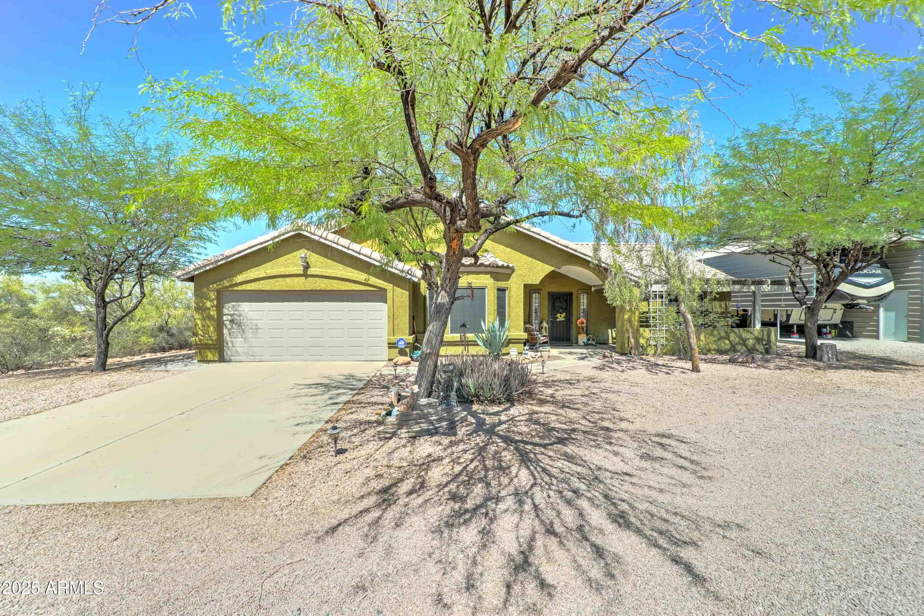 1704 South Barkley Road Apache Junction, AZ 85119 - Photo 5 of 42 1704 S Barkley Rd-8