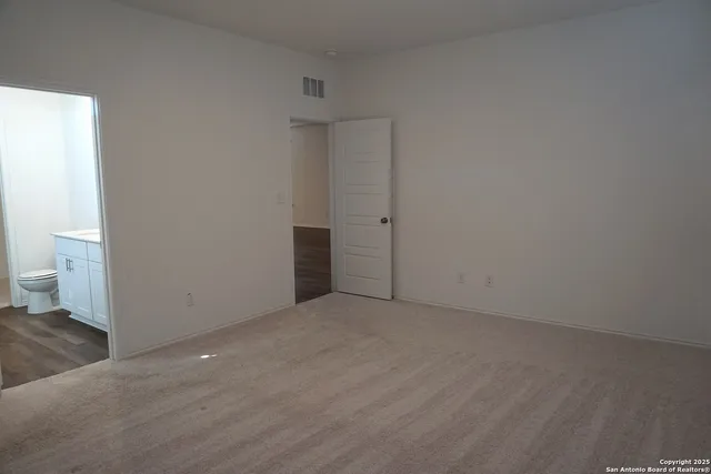 $1,800 | 1206 Casa Luminar, Adkins, TX 78109