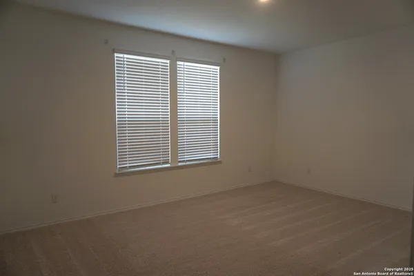 $1,800 | 1206 Casa Luminar, Adkins, TX 78109