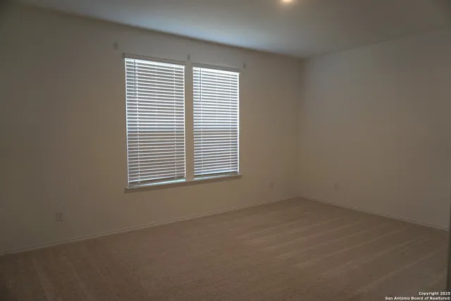 $1,800 | 1206 Casa Luminar, Adkins, TX 78109