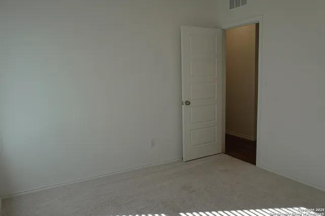 $1,800 | 1206 Casa Luminar, Adkins, TX 78109