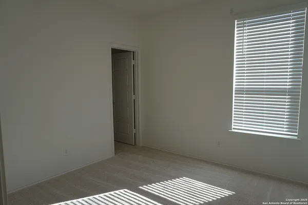 $1,800 | 1206 Casa Luminar, Adkins, TX 78109