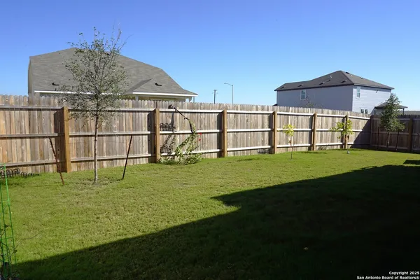 $1,800 | 1206 Casa Luminar, Adkins, TX 78109