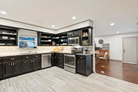 $679,000 | 7738 Lemmonwood Drive, Dallas, TX 75231