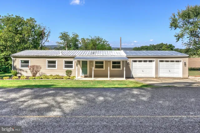 $235,000 | 5497 Stambaugh Road, Spring Grove, PA 17362