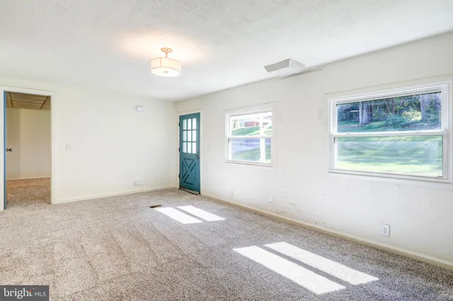 $235,000 | 5497 Stambaugh Road, Spring Grove, PA 17362