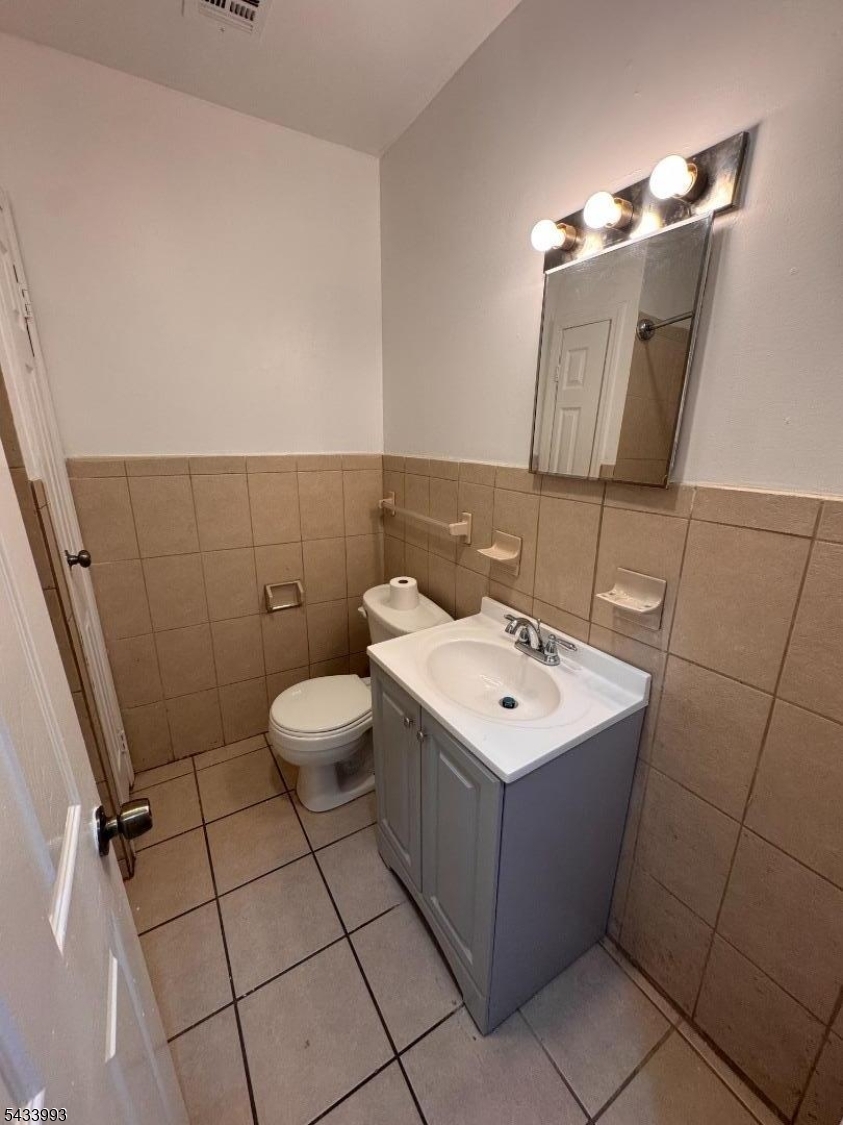 117 South 12th Street, Unit 1 Newark, NJ 07107 - Photo 7 of 15