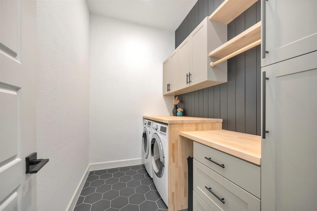 2000 Waterleaf Road Haslet, TX 76052 - Photo 17 of 28 Custom laundry