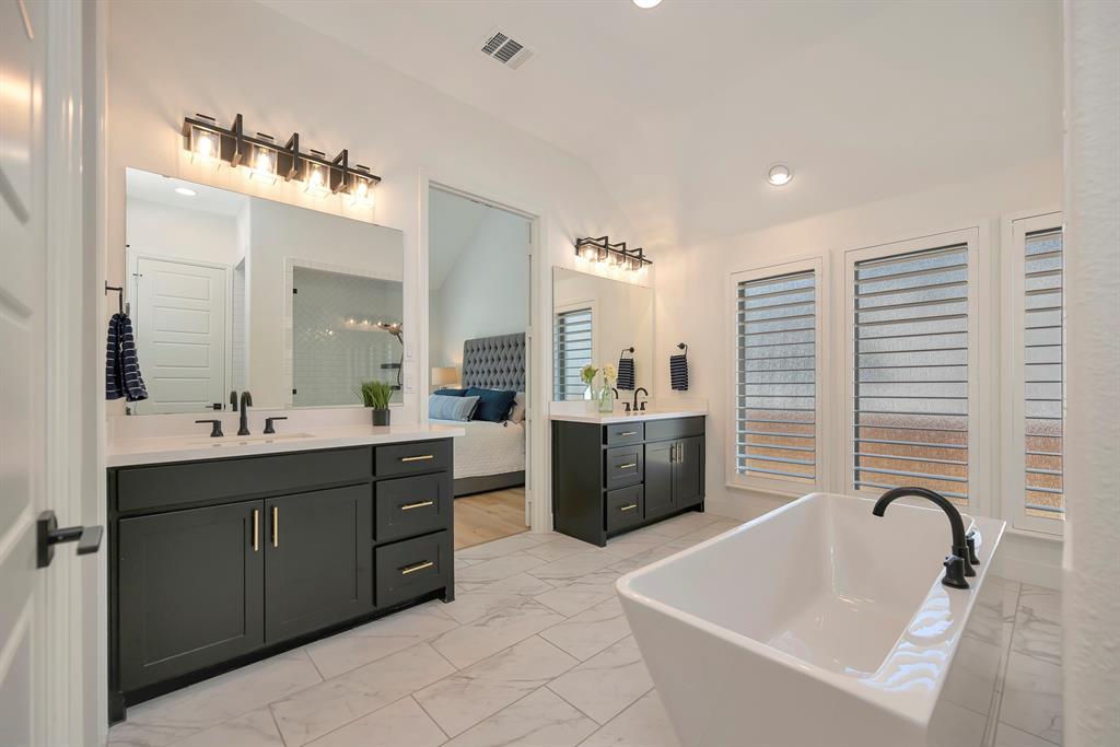 2000 Waterleaf Road Haslet, TX 76052 - Photo 20 of 28 His & Hers