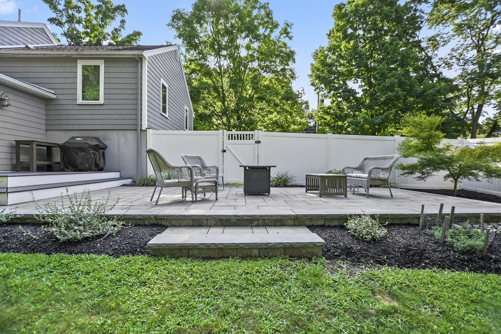 19 Arcadia Avenue Reading, MA 01867 - Photo 20 of 42