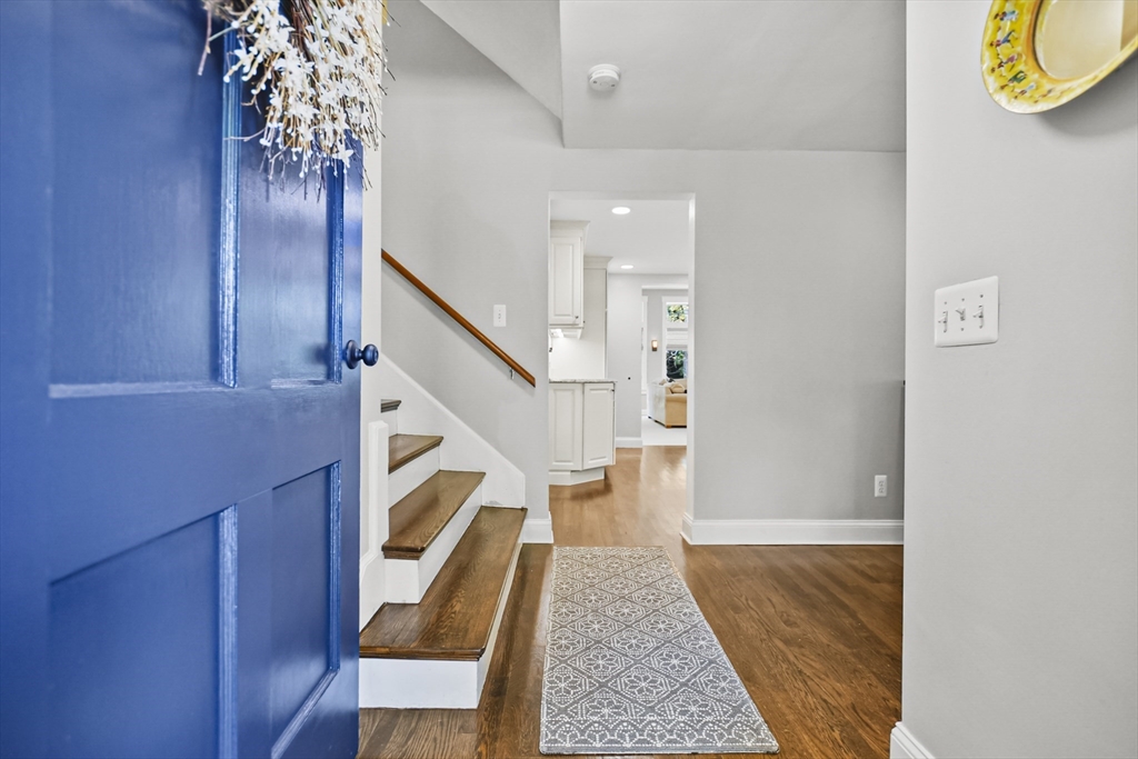 19 Arcadia Avenue Reading, MA 01867 - Photo 3 of 42