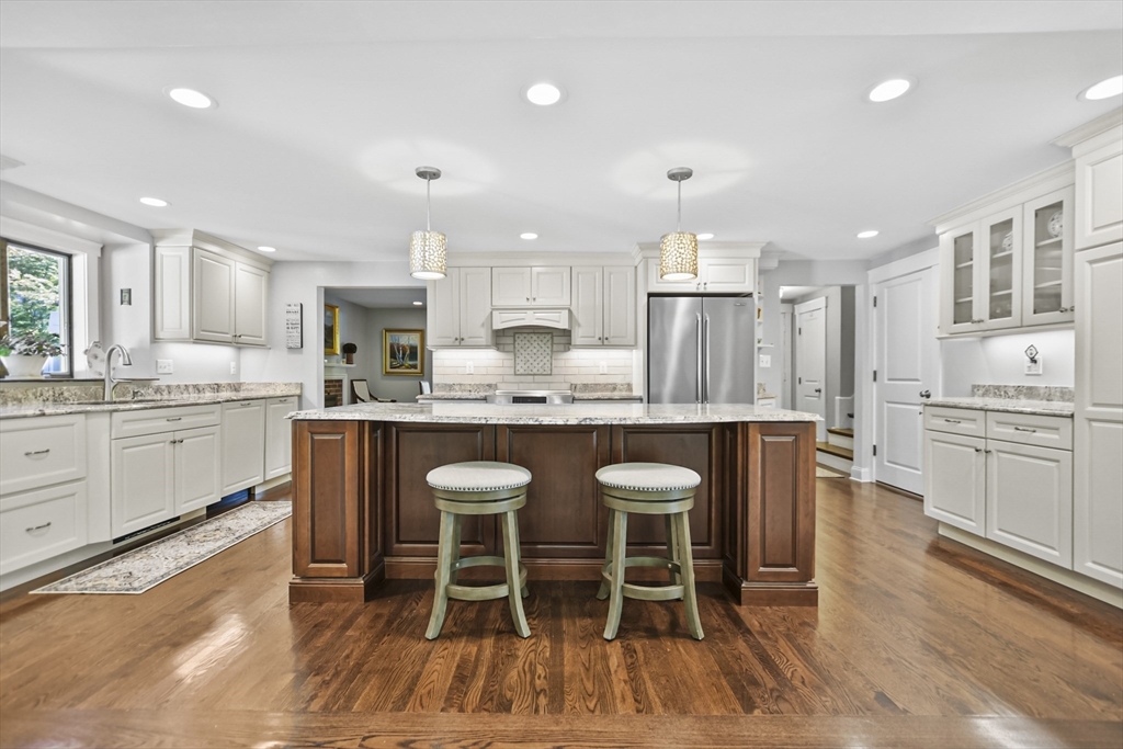 19 Arcadia Avenue Reading, MA 01867 - Photo 9 of 42