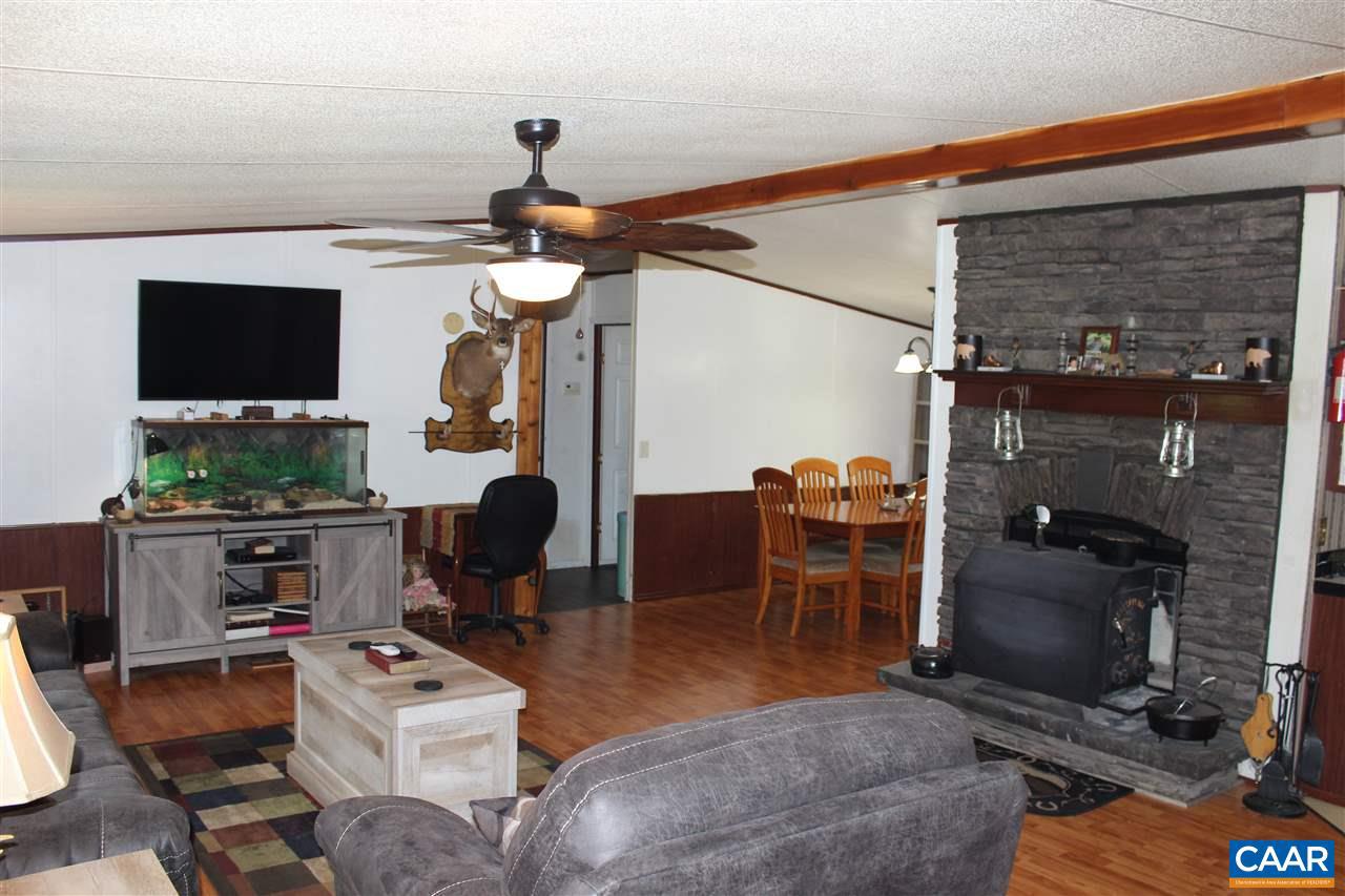 618 Taylor Road Louisa, VA 23093 - Photo 2 of 12
