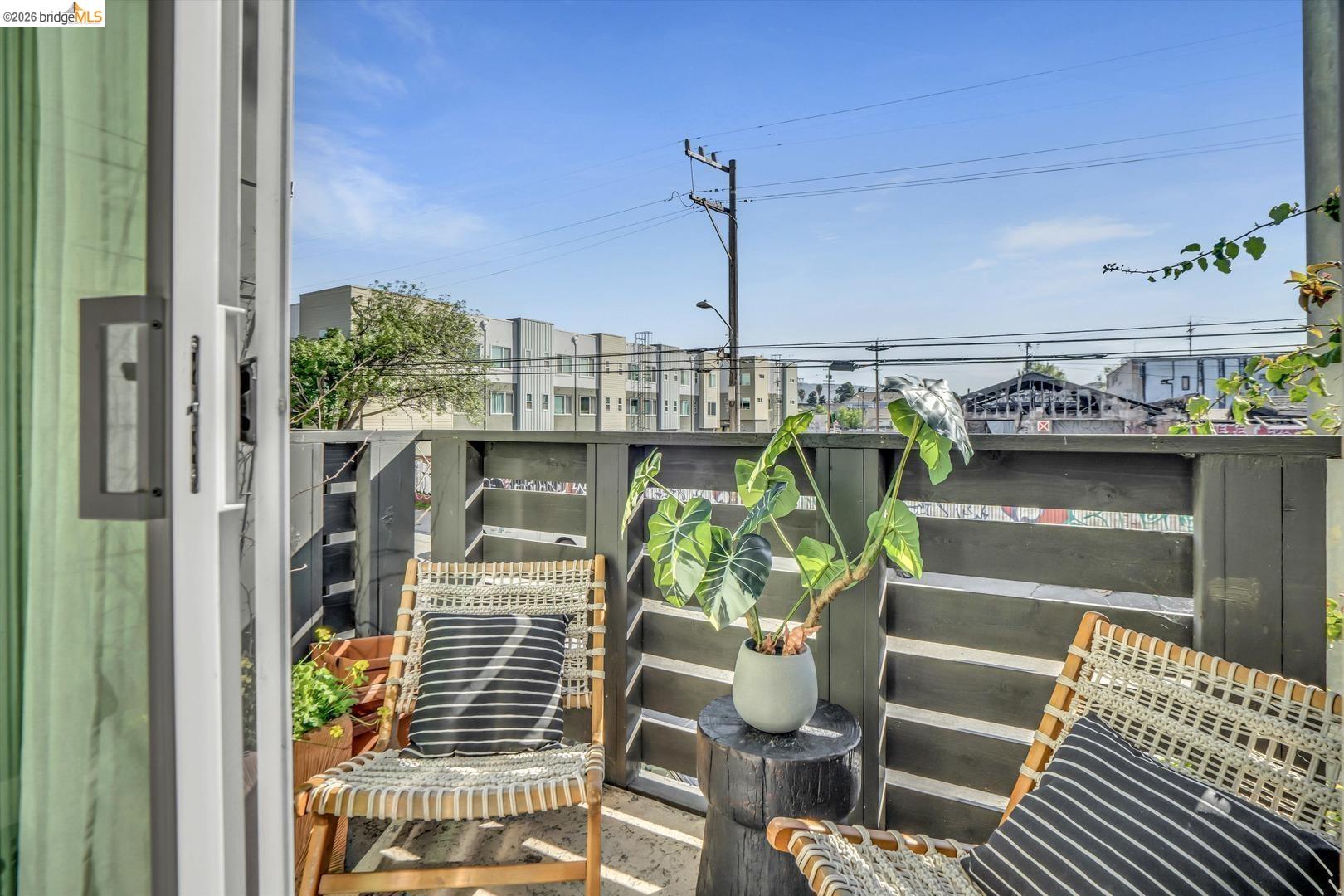 2229 Myrtle Street Oakland, CA 94607 - Photo 29 of 37 view of balcony