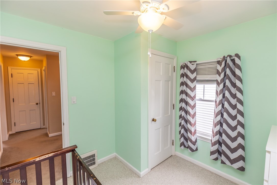 1558 Oakmount Road South Euclid, OH 44121 - Photo 20 of 33
