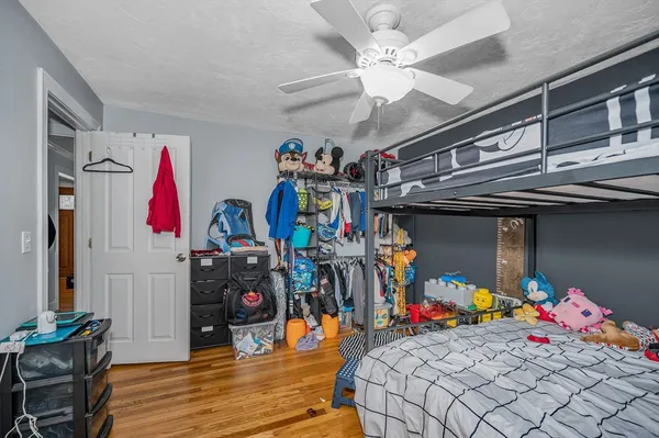 a view of a garage