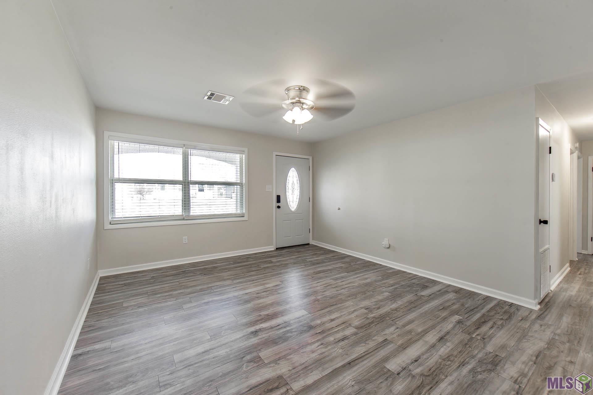 410 Harding Drive Houma, LA 70364 - Photo 2 of 12