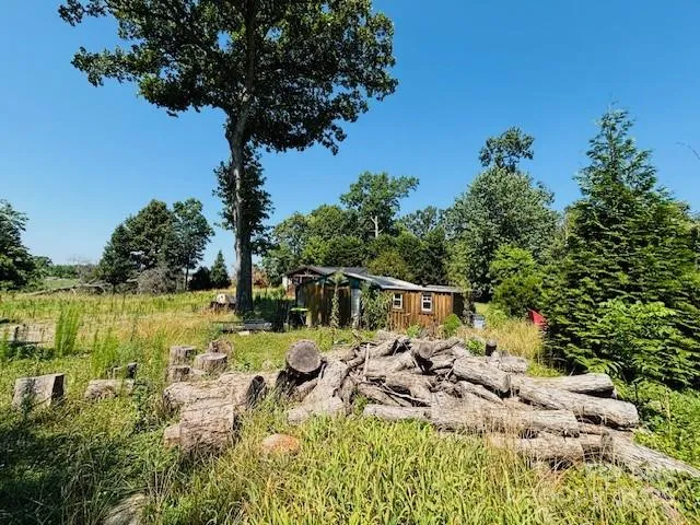 a view of outdoor space