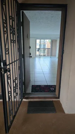 $1,950 | 702 Northwest 87th Avenue, Unit 309, Miami, FL 33172