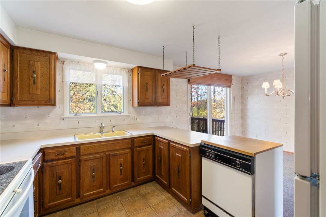 7088 Sutton Road Arcadia, NY 14513 - Photo 13 of 34