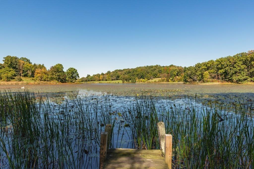 190 Argilla Road Ipswich, MA 01938 - Photo 36 of 40 a view of lake and mountain