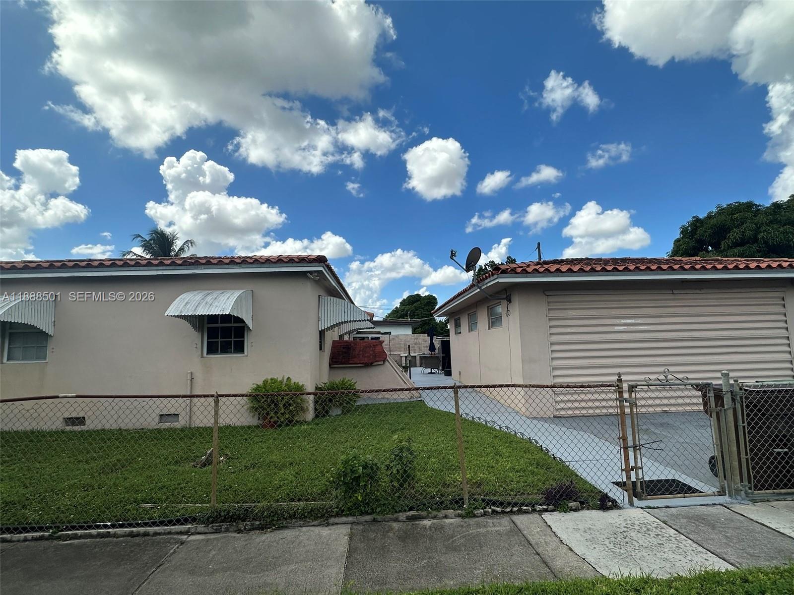 265 West 55th Street Hialeah, FL 33012 - Photo 12 of 58