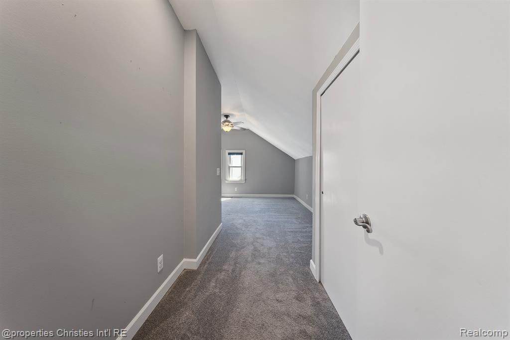 972 Harvard Road Berkley, MI 48072 - Photo 20 of 29