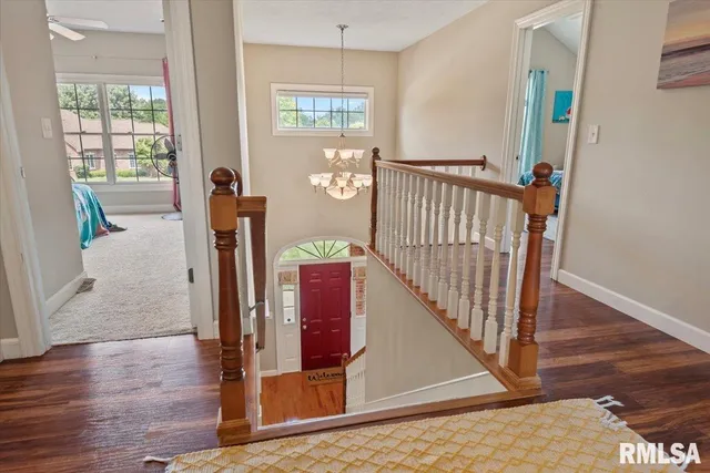 $459,900 | 1600 East Spruce Street, Chatham, IL 62629