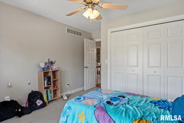 $459,900 | 1600 East Spruce Street, Chatham, IL 62629