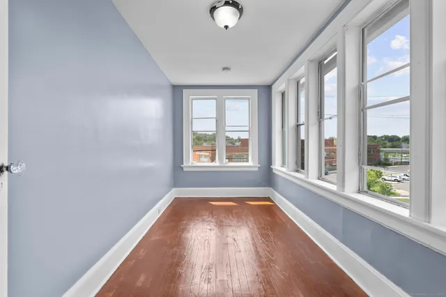 $2,200 | 1105 North Main Street, Unit 3, Waterbury, CT 06704