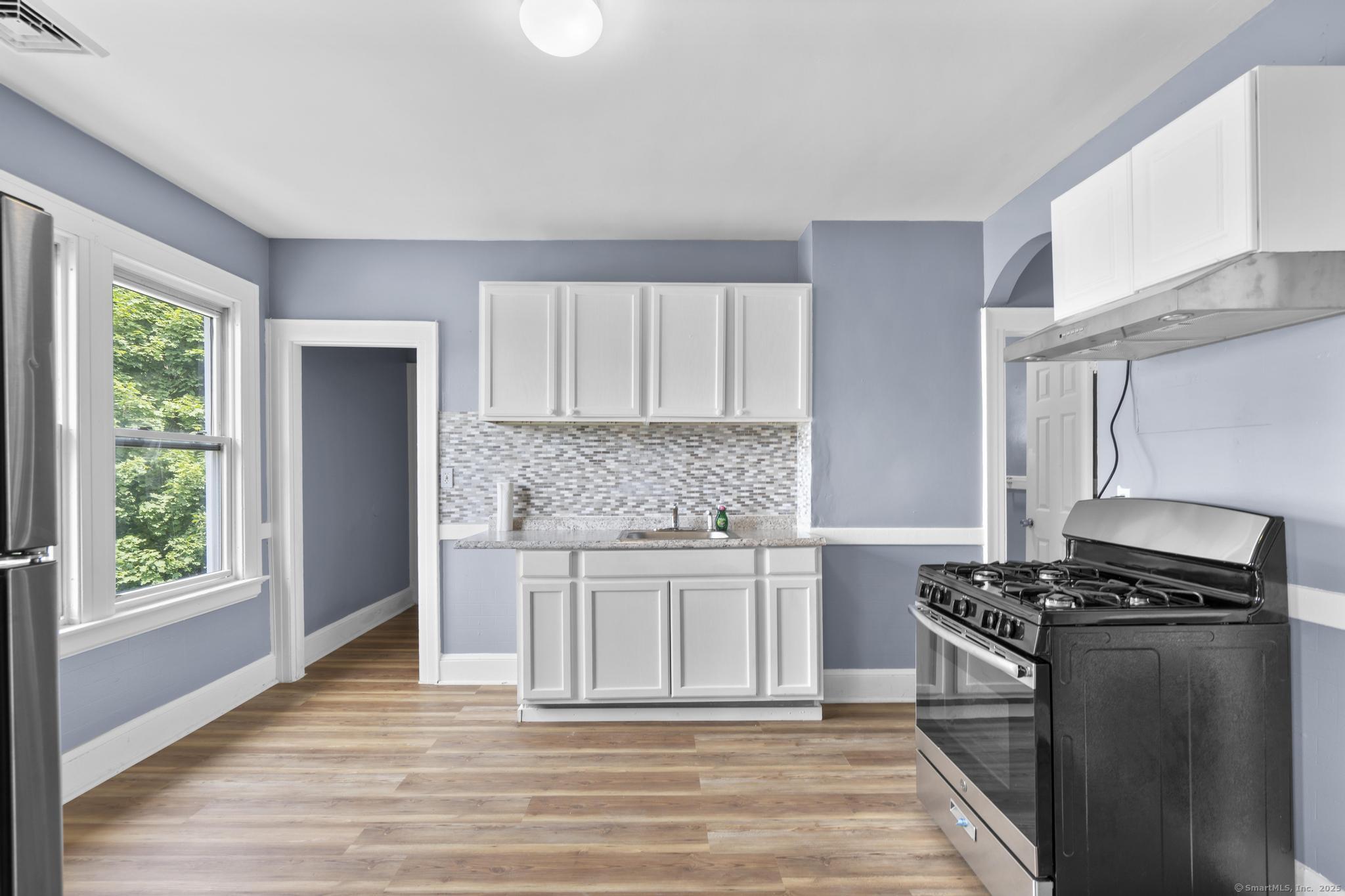 1105 North Main Street, Unit 3 Waterbury, CT 06704 - Photo 15 of 22