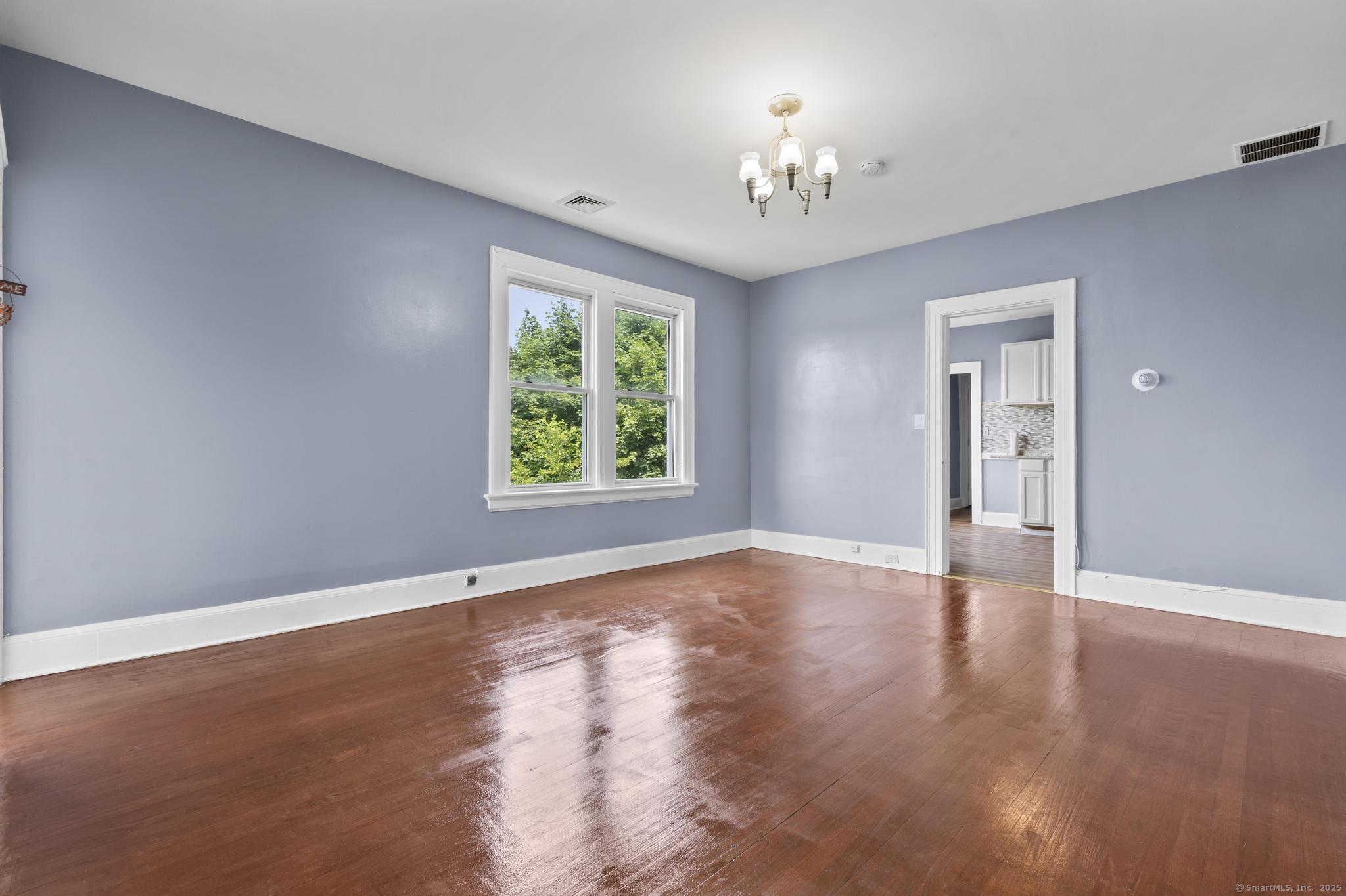 1105 North Main Street, Unit 3 Waterbury, CT 06704 - Photo 7 of 22