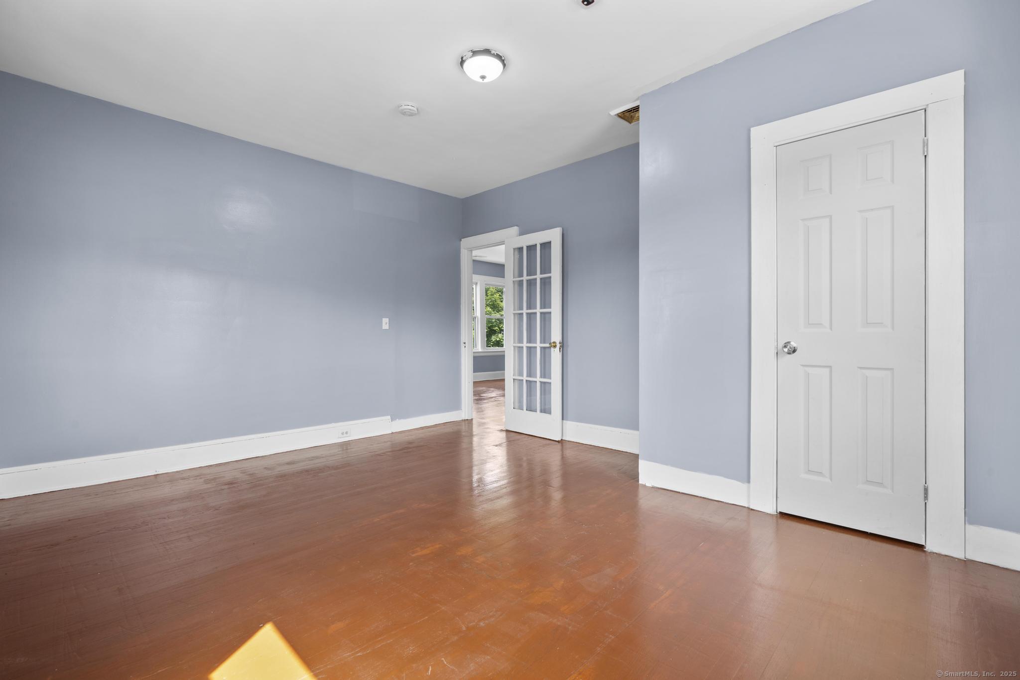 1105 North Main Street, Unit 3 Waterbury, CT 06704 - Photo 10 of 22