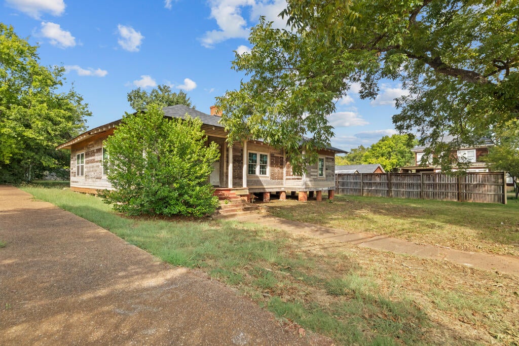 509 Crockett Road Palestine, TX 75801 - Photo 25 of 29 Gallery Image 25