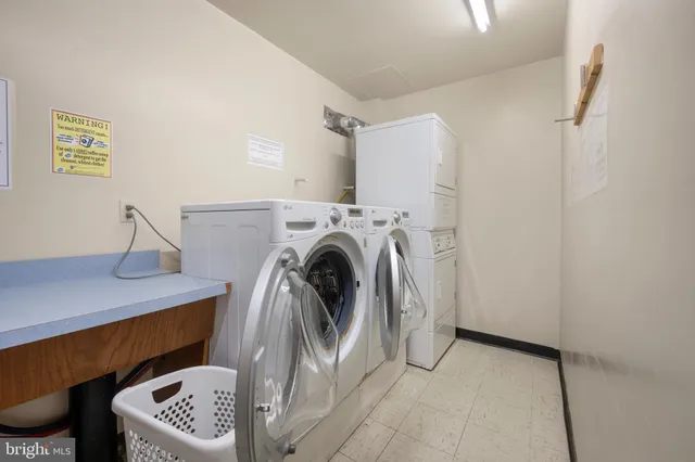 a view of room with washer and dryer