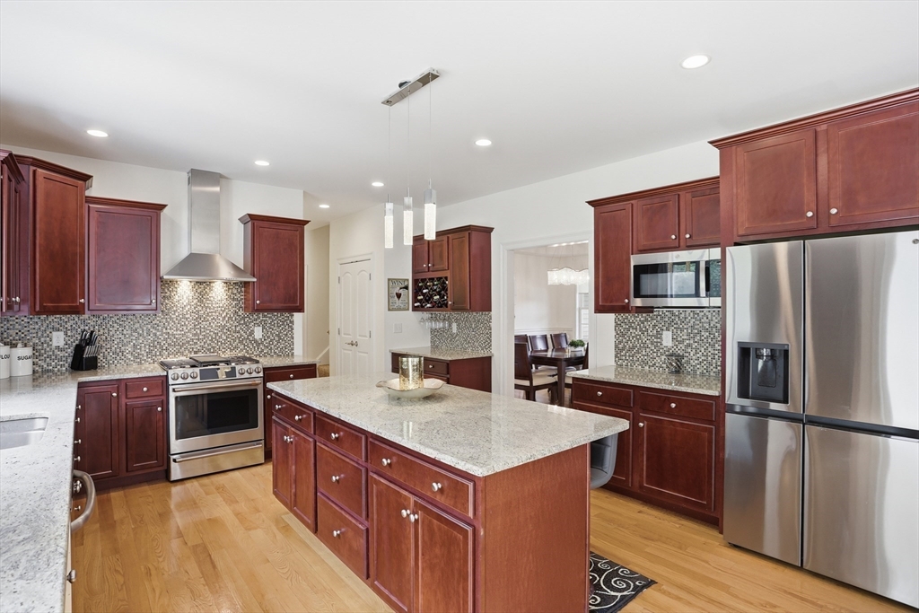 9 Boxwood Road Westford, MA 01886 - Photo 11 of 40