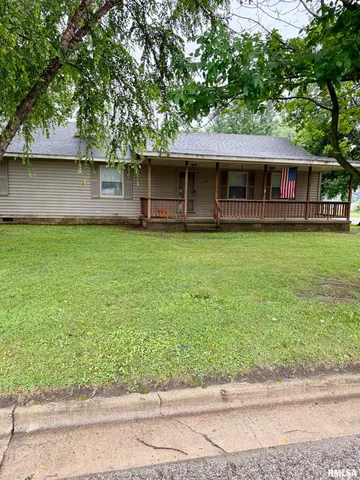 $199,900 | 517 West 4th Street, Beardstown, IL 62618