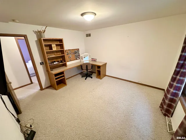 $199,900 | 517 West 4th Street, Beardstown, IL 62618