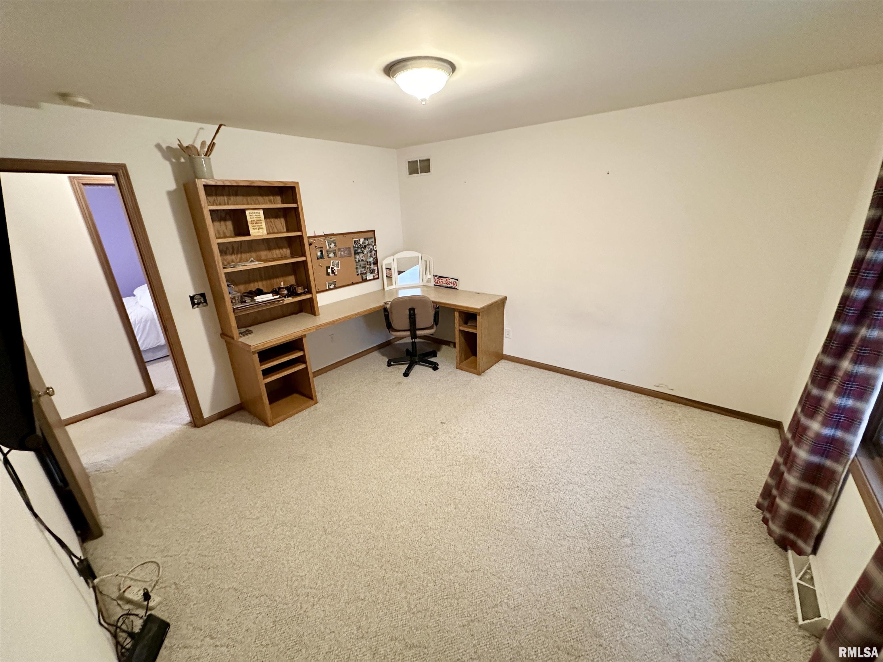 517 West 4th Street Beardstown, IL 62618 - Photo 33 of 38