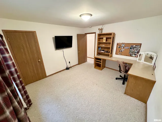 $199,900 | 517 West 4th Street, Beardstown, IL 62618