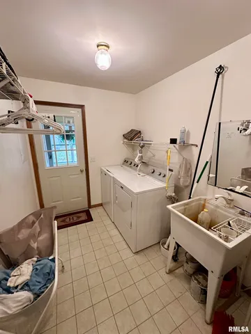 $199,900 | 517 West 4th Street, Beardstown, IL 62618