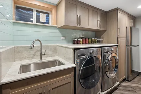 $599,900 | 7730 Brookhaven Avenue, Darien, IL 60561