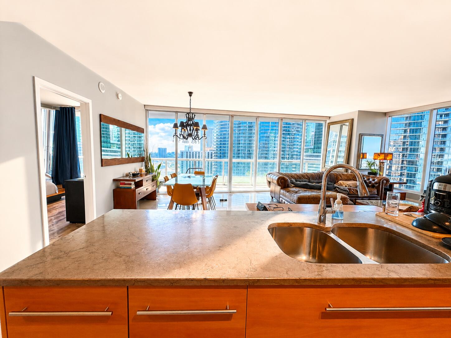 465 Brickell Avenue, Unit 2302 Miami, FL 33131 - Photo 4 of 19 7