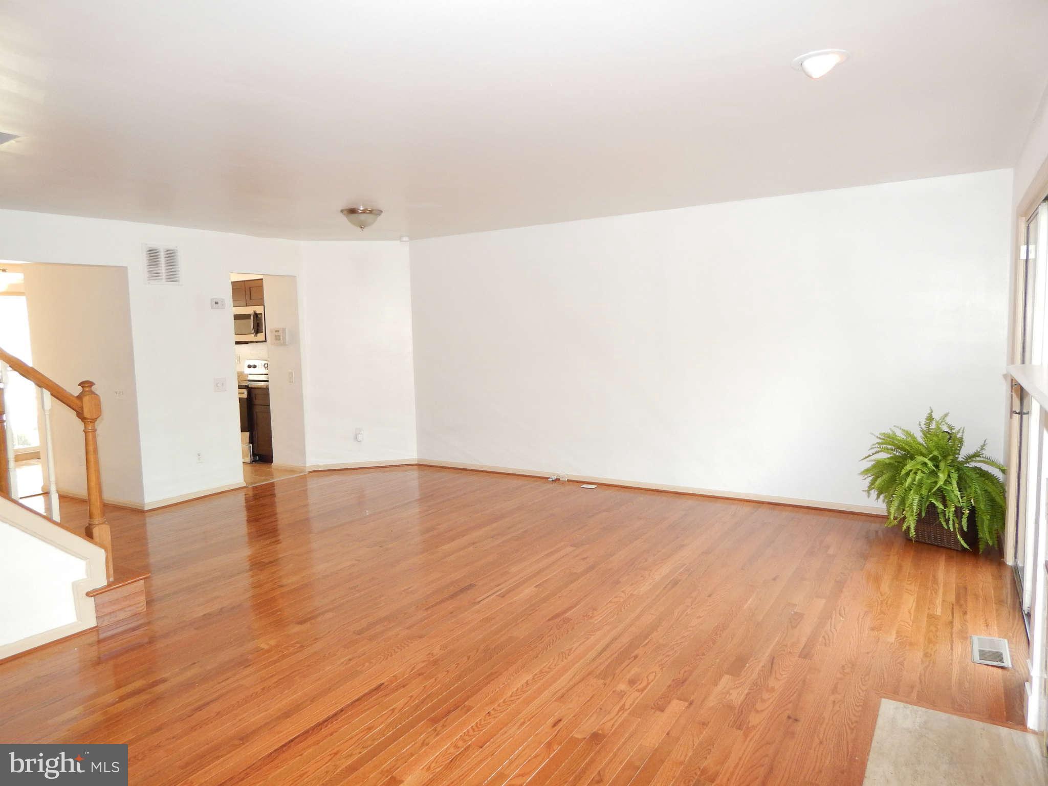 12757 Turquoise Terrace Silver Spring, MD 20904 - Photo 11 of 30 Dining Room