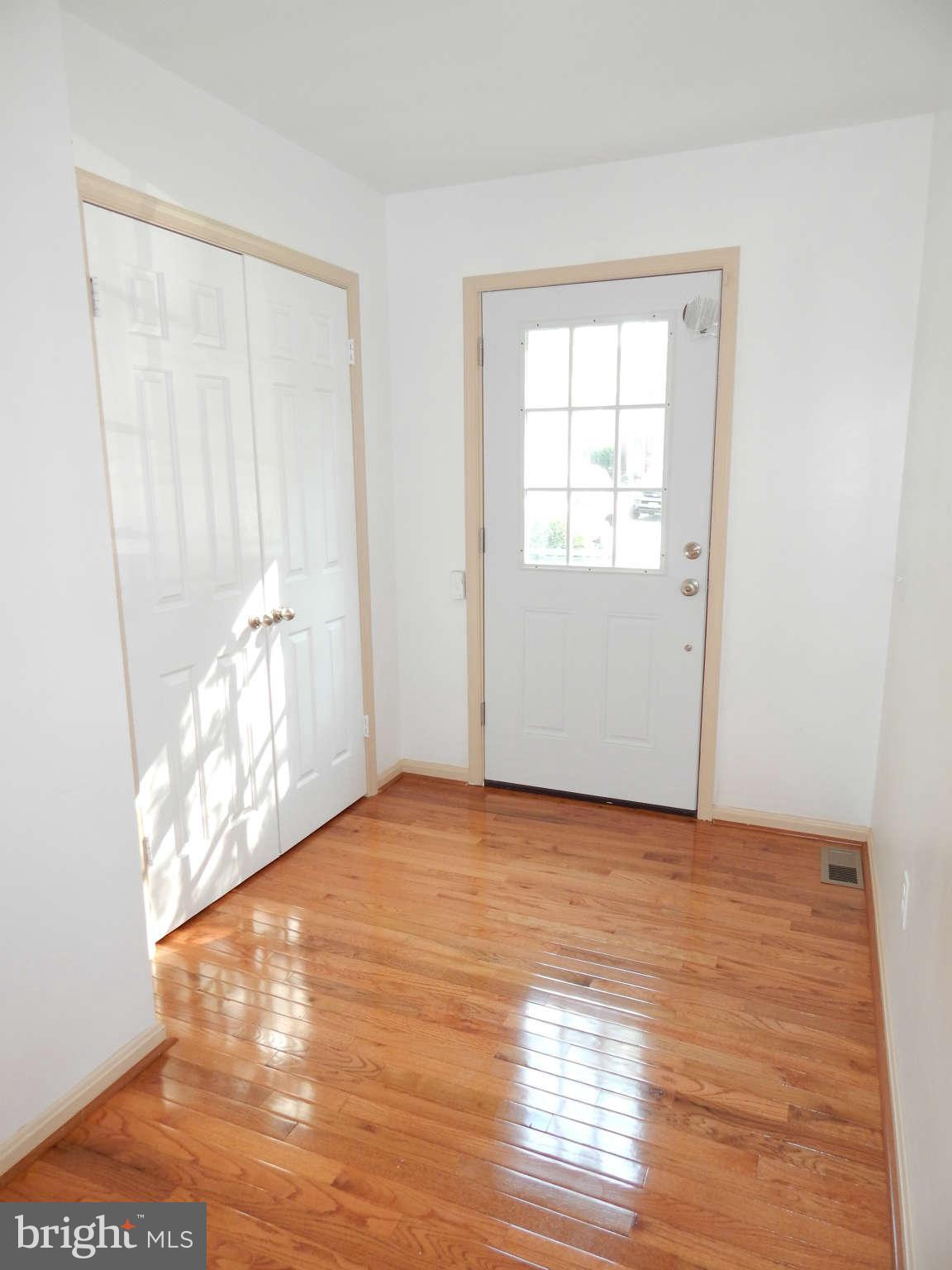 12757 Turquoise Terrace Silver Spring, MD 20904 - Photo 4 of 30 Interior General