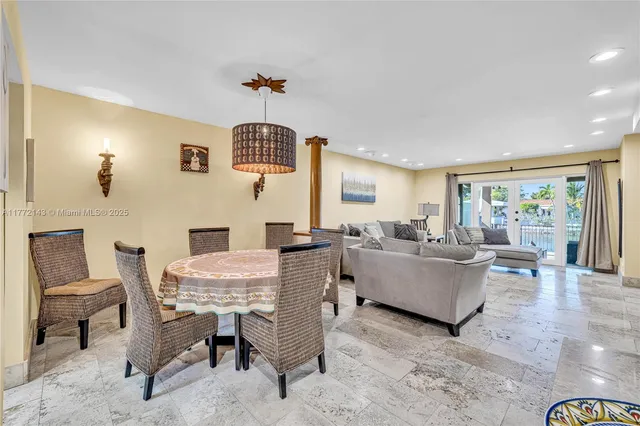 $3,900 | 2211 1/2 Northeast 123rd Street, Unit 2211, North Miami, FL 33181