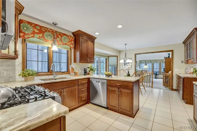 $649,900 | 7353 Ward Road, Boston, NY 14127